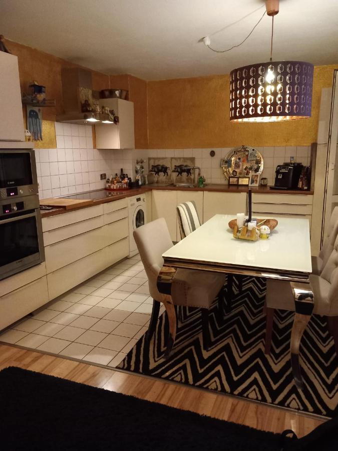 Tolle Private 2-Zimmer Wohnung Im Szene Bezirk Berlin-Friedrichshain 外观 照片