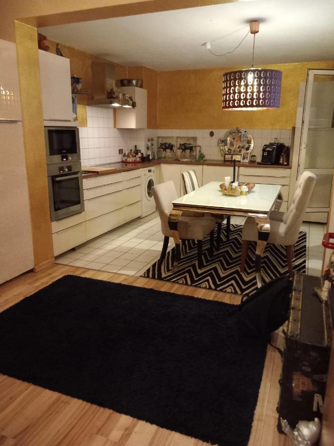 Tolle Private 2-Zimmer Wohnung Im Szene Bezirk Berlin-Friedrichshain 外观 照片
